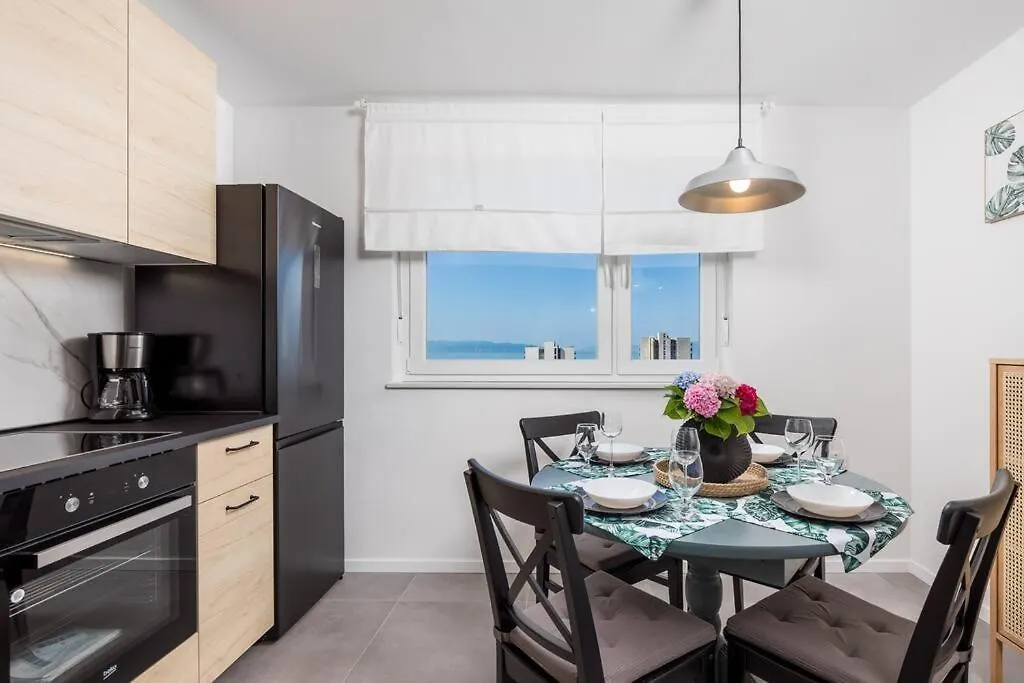 The View Apartment Rijeka 0*,